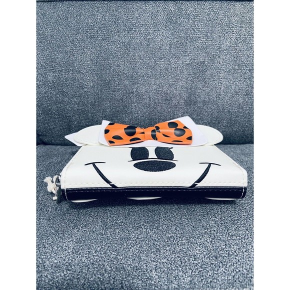 Loungefly Disney Ghost Minnie Glow In The Dark Backpack & Wallet Set N… - Picture 8 of 16